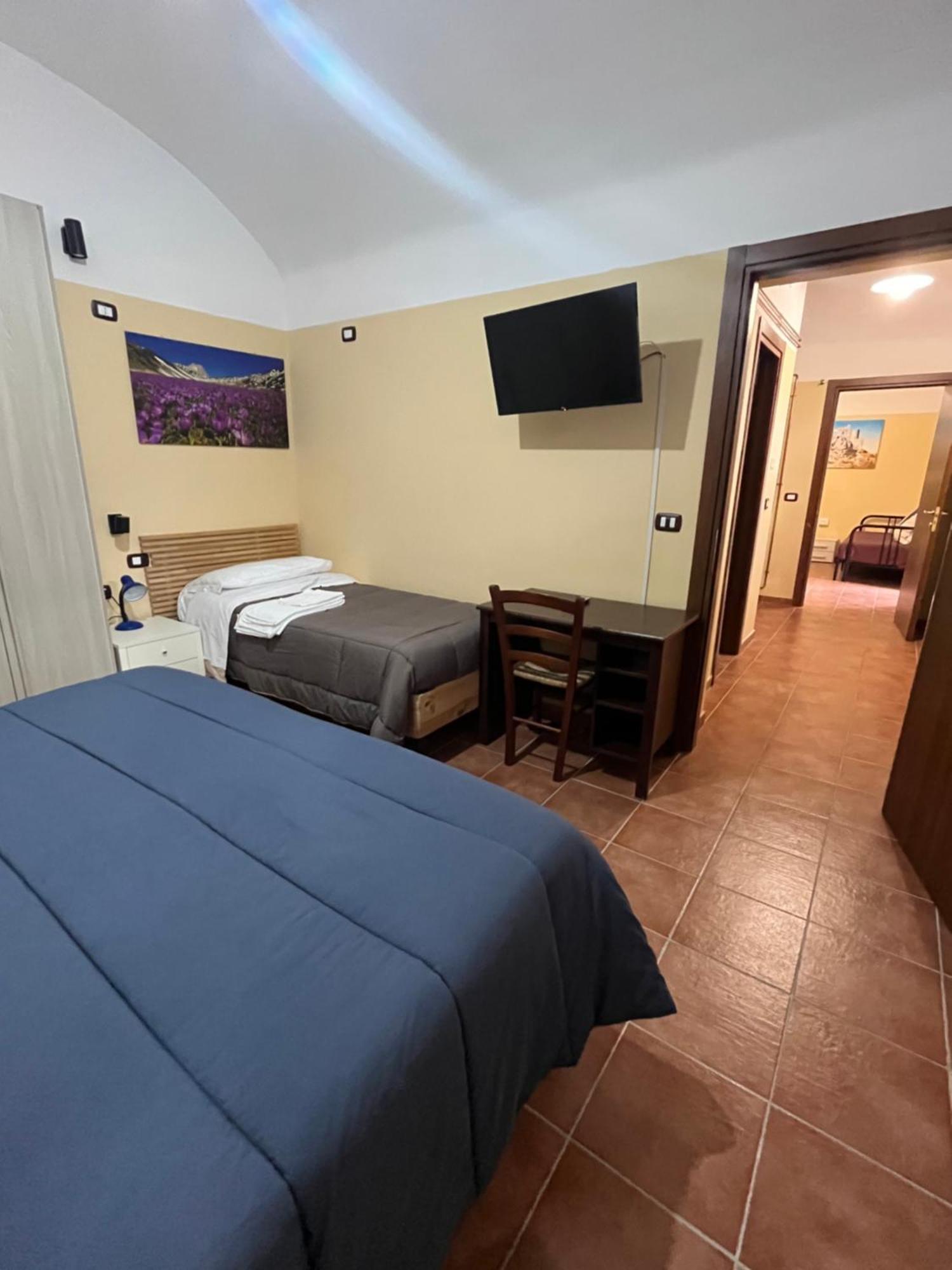 Da Sciuri Case Vacanza Barisciano Exterior photo
